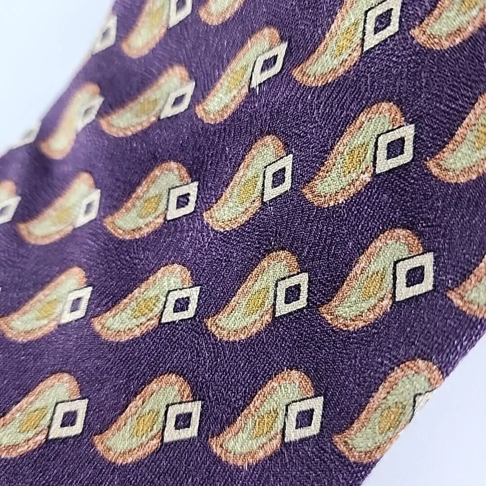 Joseph Abboud Burgundy Patterned Silk Tie Necktie - Made in USA - Like New